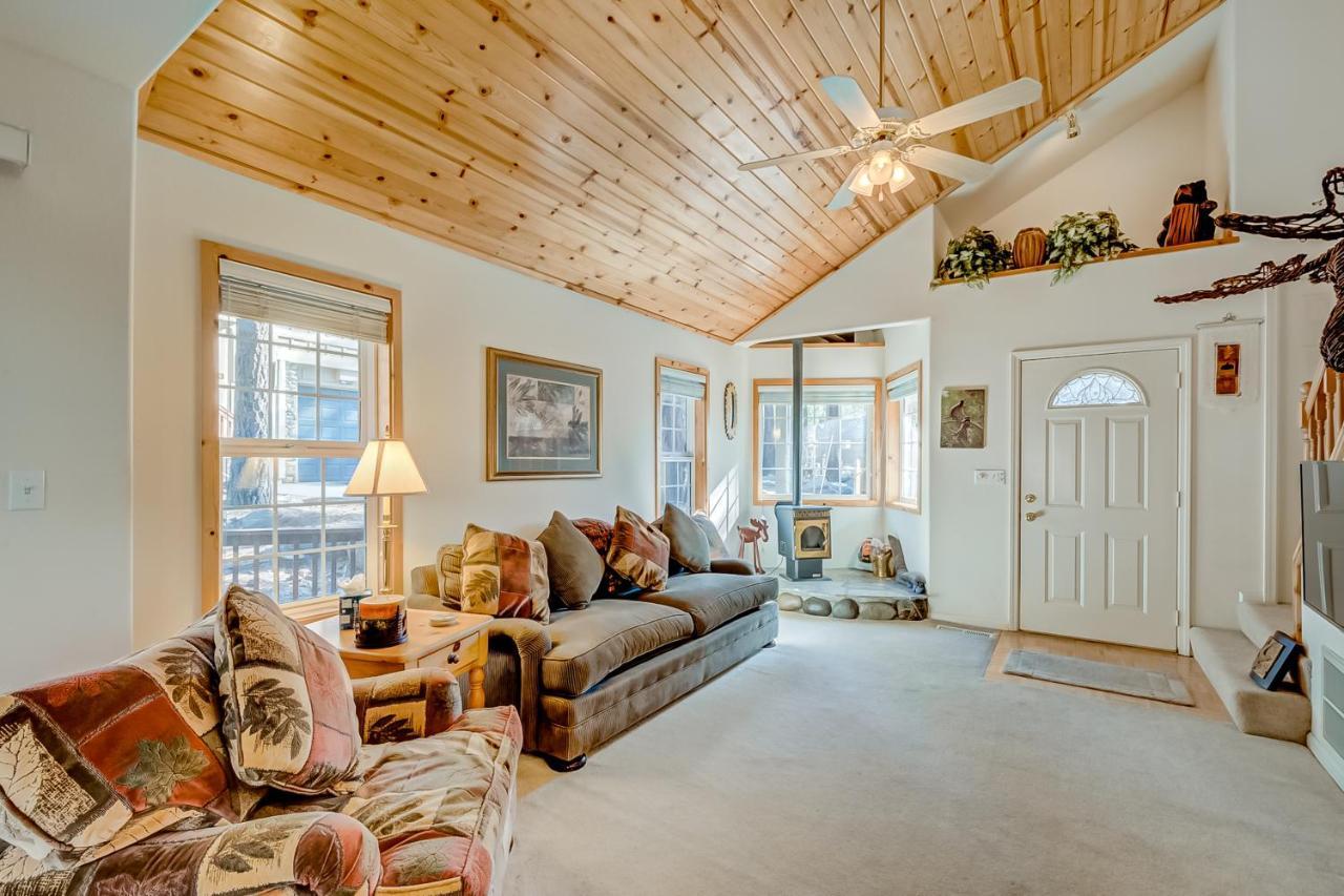 Little Pinecone Retreat Holiday home Truckee