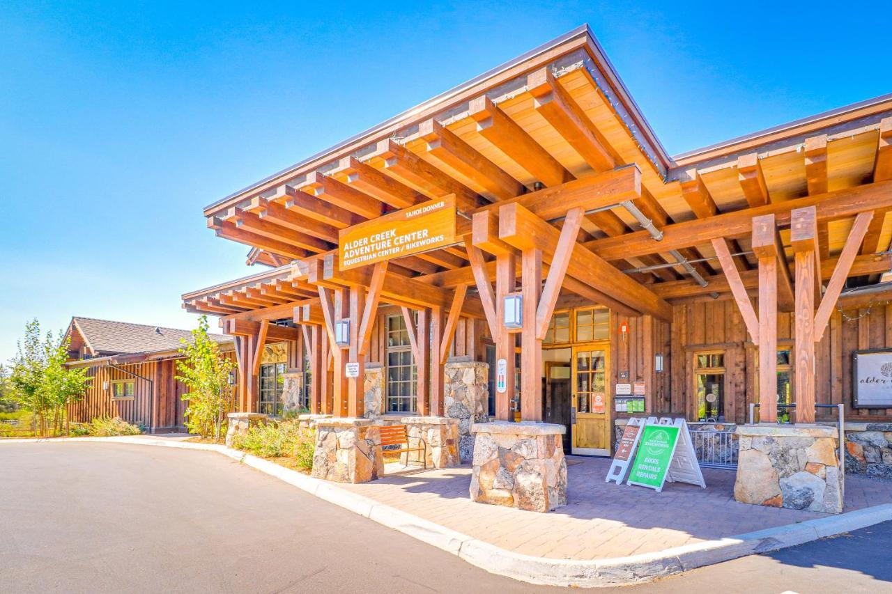 Little Pinecone Retreat