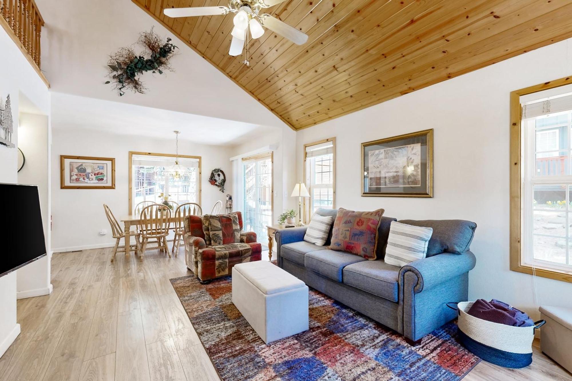 Holiday home Little Pinecone Retreat *