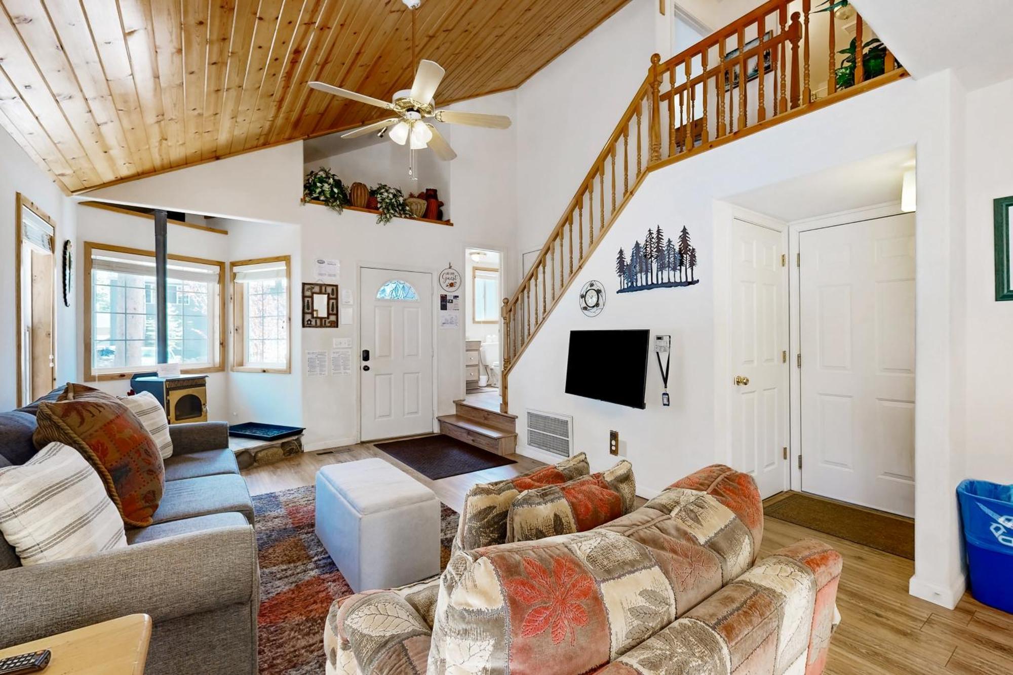 Little Pinecone Retreat *
