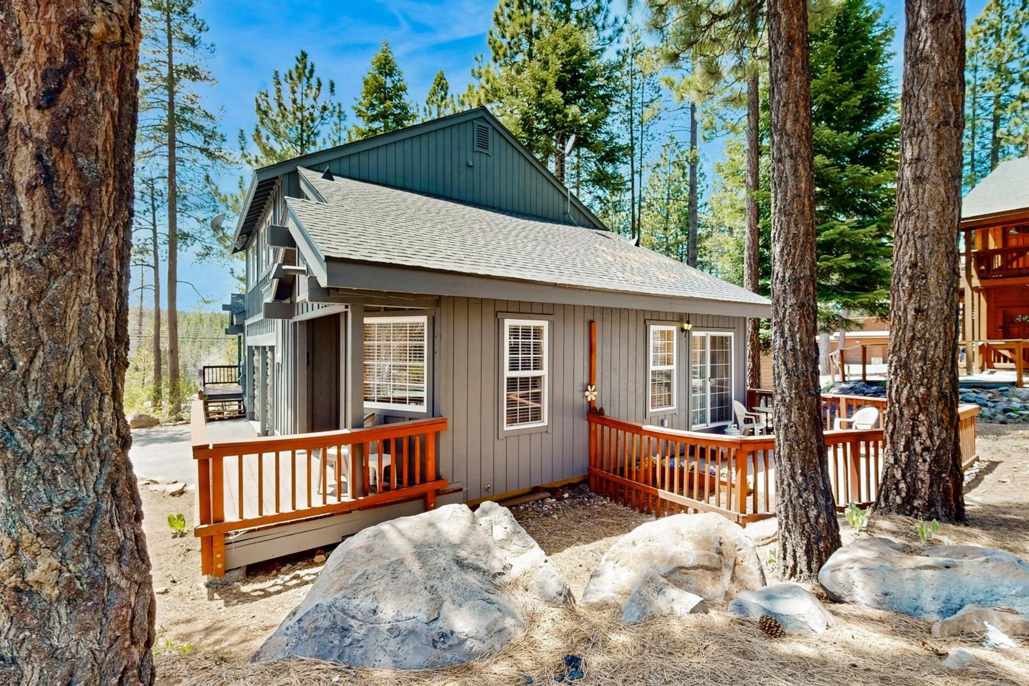Holiday home Little Pinecone Retreat